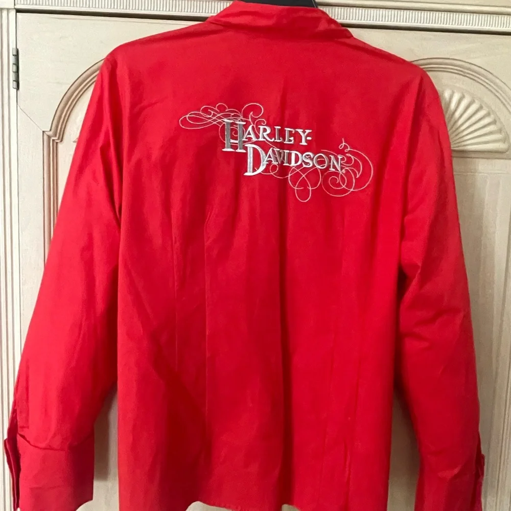 Harley-Davidson Red Long-Sleeve Button-Up Shirt with Chest Logo in - Picture 2 of 6